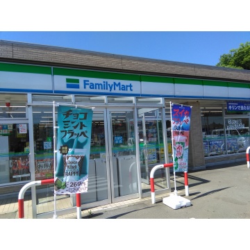 ファミリーマート　新潟中之口店